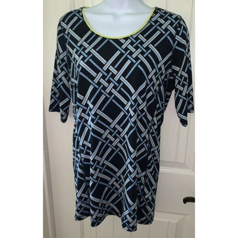 Lands End Sz SMALL Geometric Pattern Elbow Sleeve Workout Athleisure Top Stretch